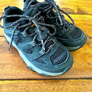 Merrell Boys Hiking Shoes 10.5 Toddler Boy